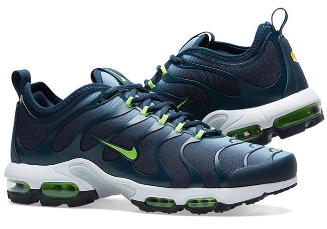 Nike Air Max Plus Ultra Binary Blue