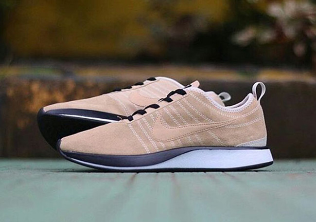 Nike DualTone Racer Oatmeal