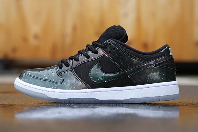 Nike SB Dunk Low 420 Galaxy Release 