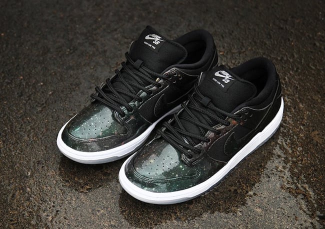 nike sb dunk low galaxy