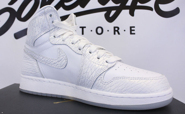 Air Jordan 1 Frost White