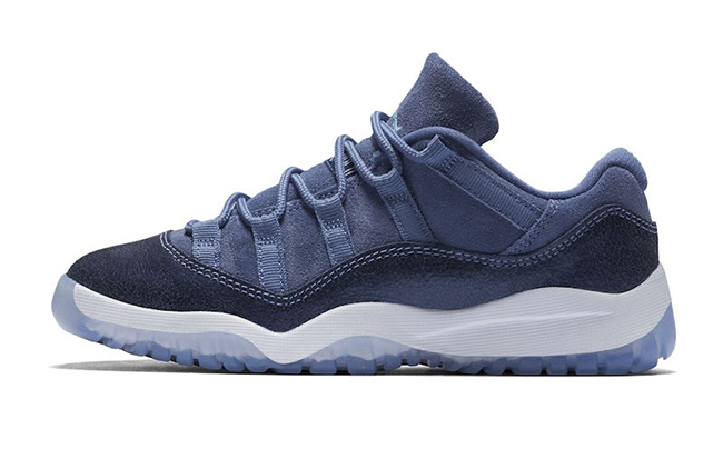 Blue Moon Jordan 11 Low Retro