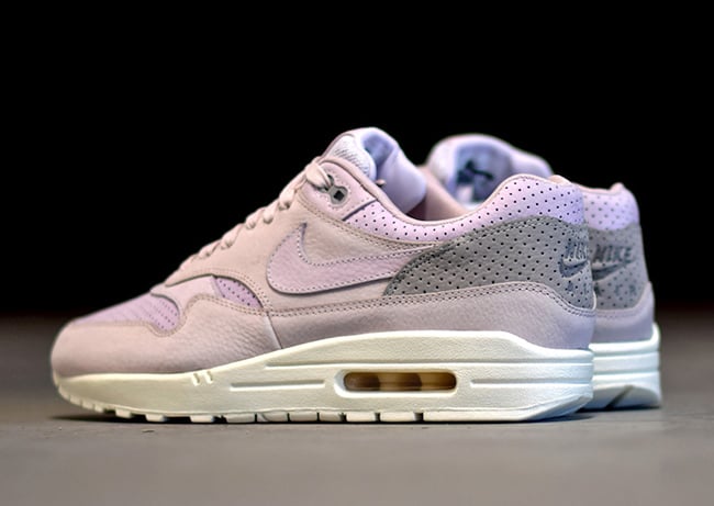 air max 1 pinnacle arctic pink