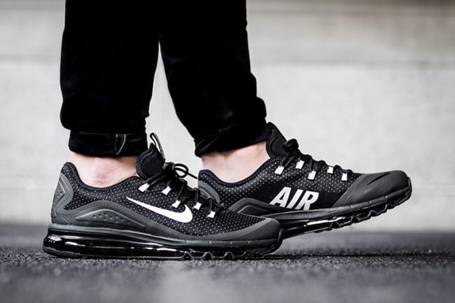 Nike Air Max More in Black and White