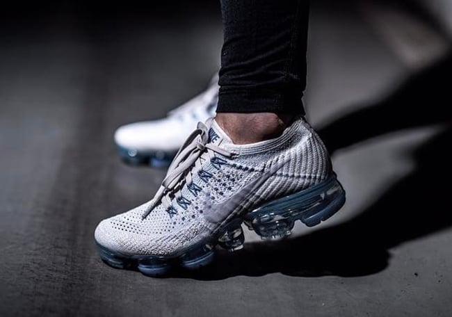 Nike Air VaporMax White Blue