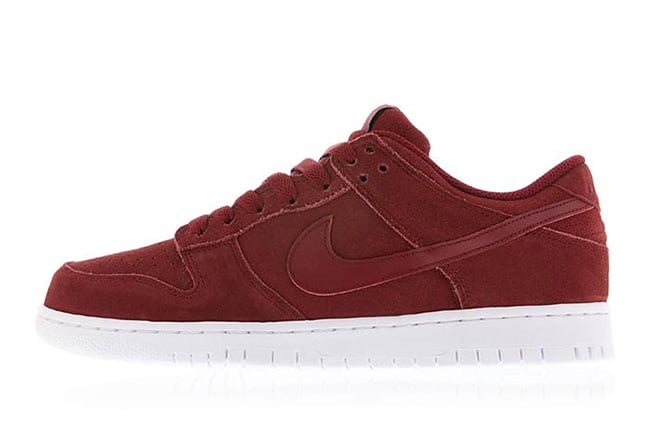 Nike Dunk Retro Low Team Red