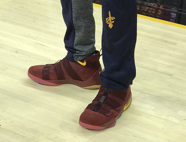 Nike LeBron Soldier 11 Cavs PE Playoffs