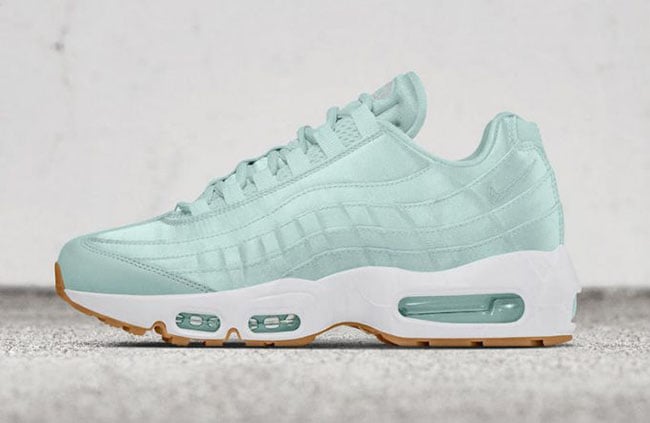 Nike WMNS Air Max 95 Fiberglass White Gum