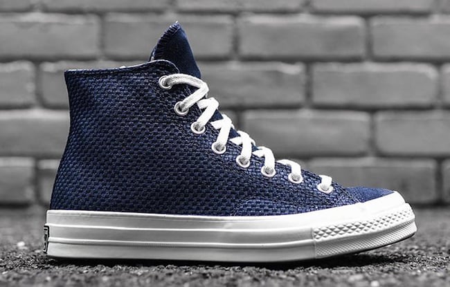chuck taylor all star woven low top