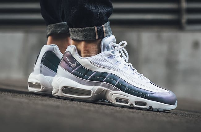 air max 95 iridescent