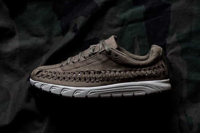 Nike Mayfly Woven ‘Medium Olive’