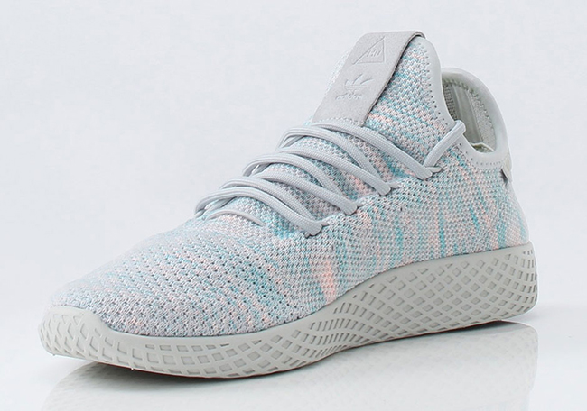 Pharrell adidas Tennis Hu BY2671 Light Blue