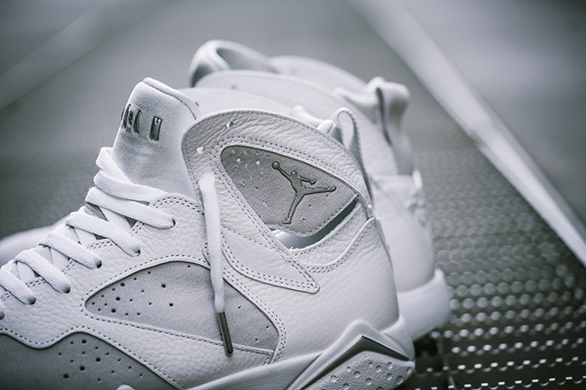 retro 7 pure platinum