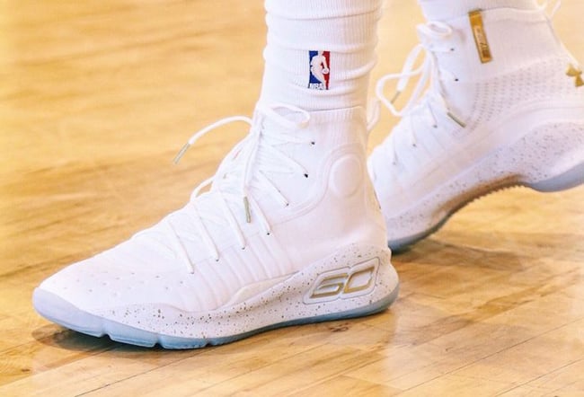 curry 4s all white