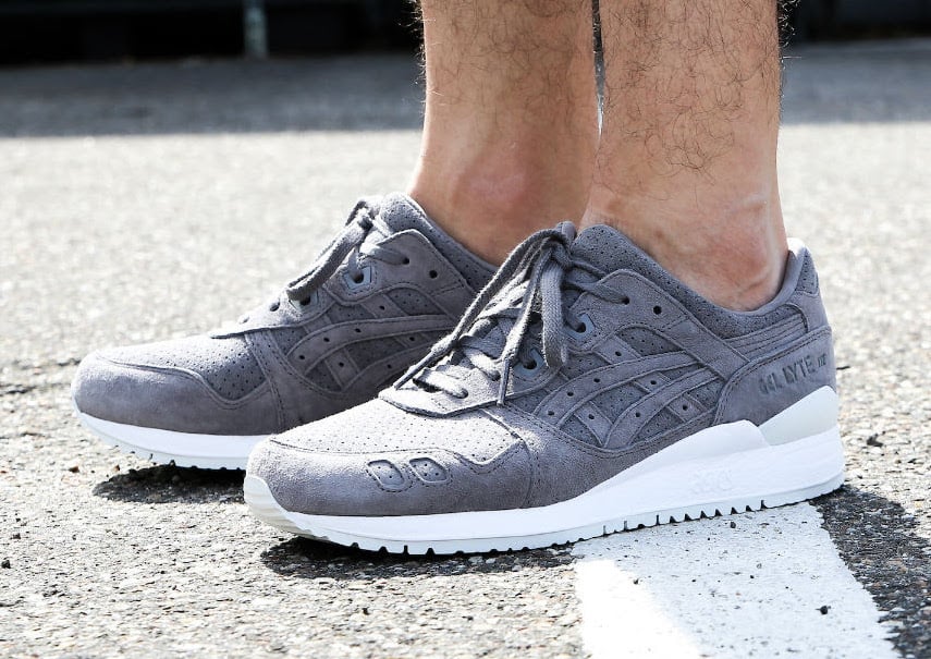 Asics Gel Lyte III Aluminum On Feet