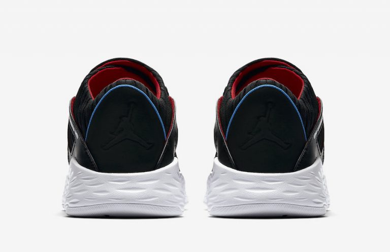 Maroon And Gold Air Jordans Mens Nike Flyknit Air Max 2015