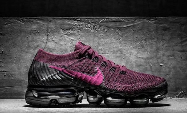 nike vapormax pink black