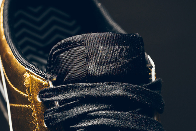 Nike Cortez Metallic Gold