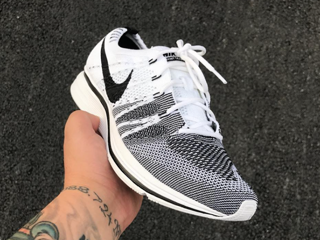 First Look: Nike Flyknit Trainer 2017 Retro