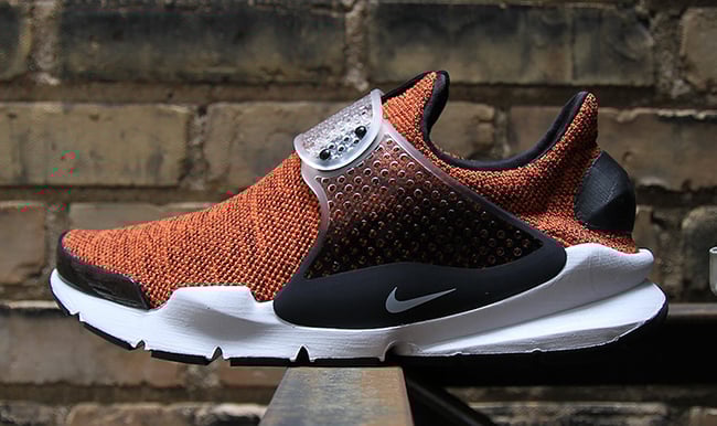 Nike Sock Dart SE Terra Orange
