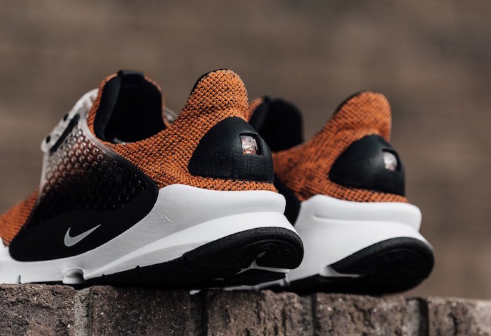 Nike Sock Dart SE Terra Orange 911404-801