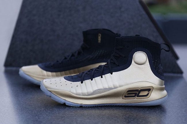 curry 4 black white gold