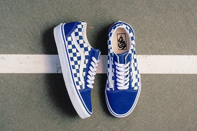 vans old skool blue and white checkered 