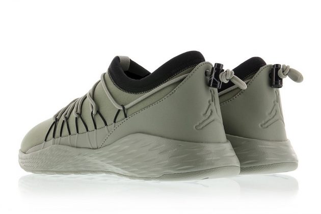 Maroon And Gold Air Jordans Mens Nike Flyknit Air Max 2015