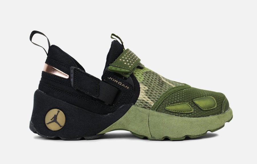 Jordan Trunner LX GS ‘Camo’