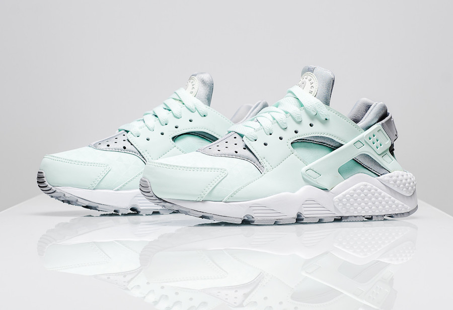 Nike Air Huarache Igloo