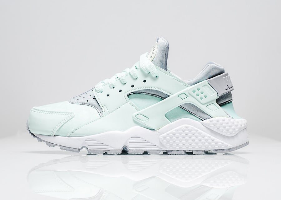 Mint green huaraches deals