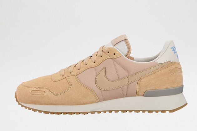 nike air vortex gold pink