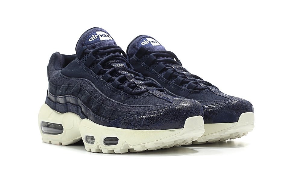 Nike WMNS Air Max 95 Premium Dark Obsidian Midnight Navy Sail 807443-400