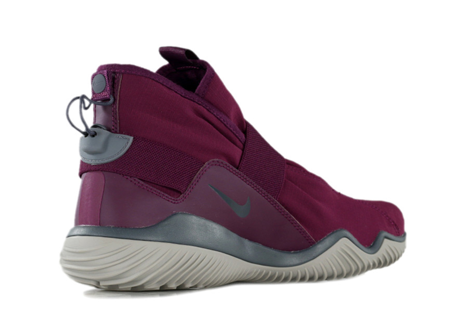 NikeLab 07 KMTR Bordeaux