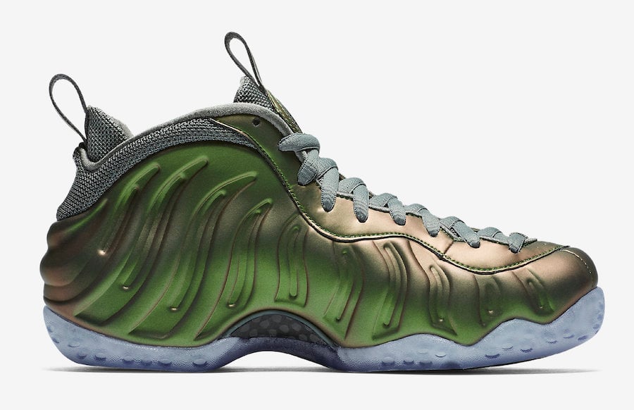 Shine Nike Foamposite One Womens AA3963-001