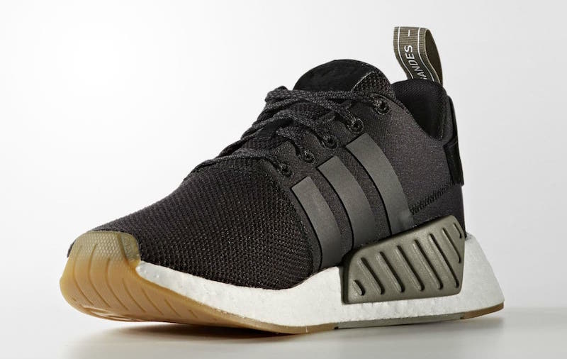 black nmd r2