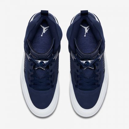 Hot New Nike Shoes For Men Free Night Walking Tour Barcelona