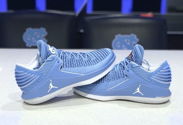 2012 Womens Nike Air Max Heels Size 2