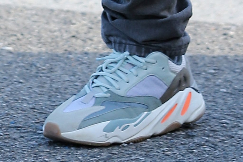 kanye yeezy boost 700