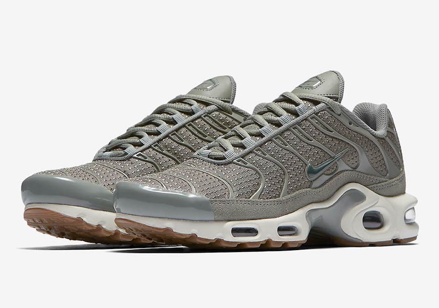 dark stucco air max plus