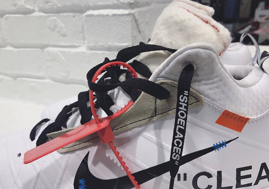 OFF-WHITE Nike Cleat Mache Custom