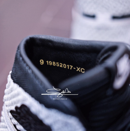 Nike Roshe One Girl Toddler Black And Pink Undefeated X Air Jordan Iv