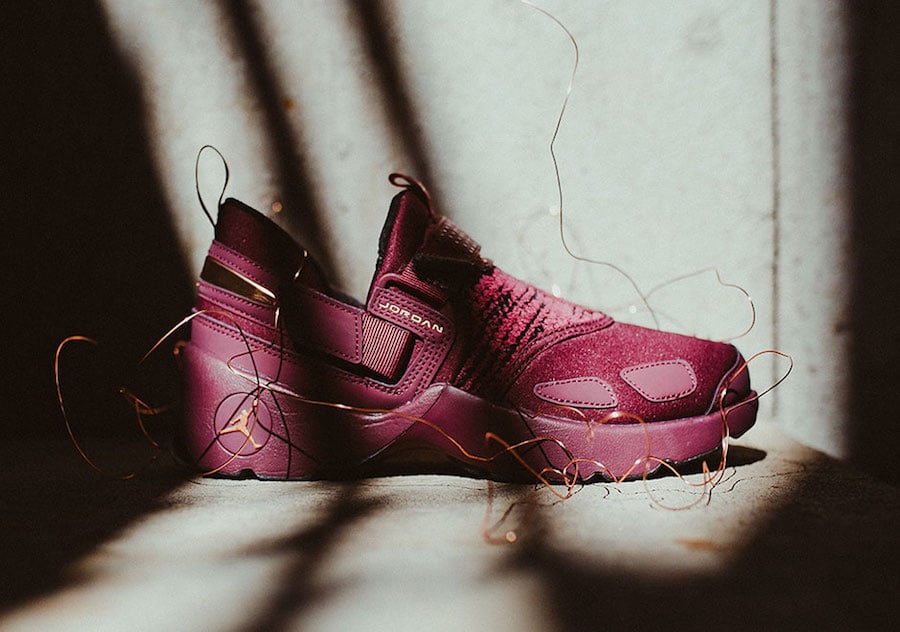 Jordan Trunner LX ‘Bordeaux’