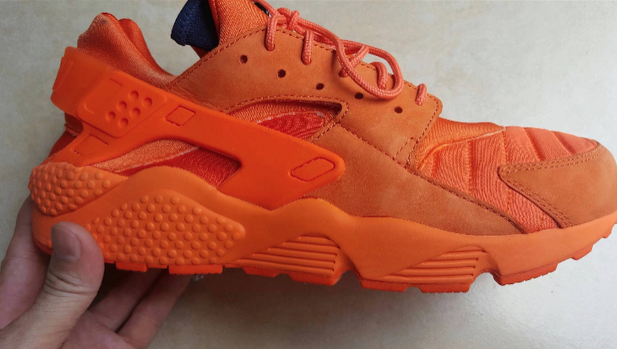 Nike Air Huarache Zip Orange