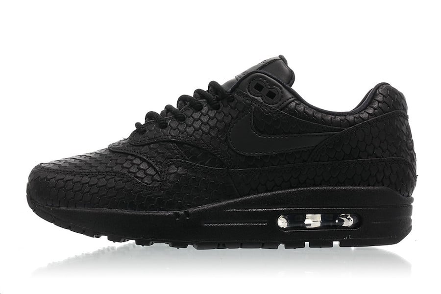 Nike Air Max 1 Black Scale