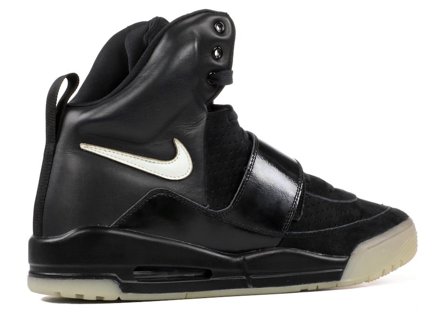 air yeezy 1 black glow