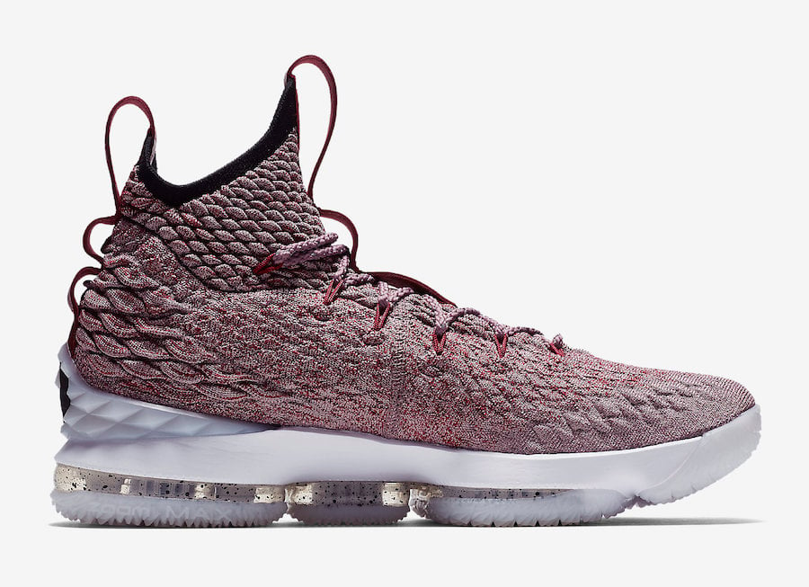 Nike LeBron 15 Red Flyknit 897649-201