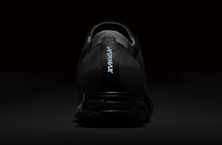 nike air vapormax laceless black night