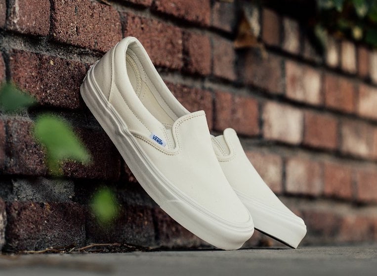 Vans Slip-On Classic White | SneakerFiles