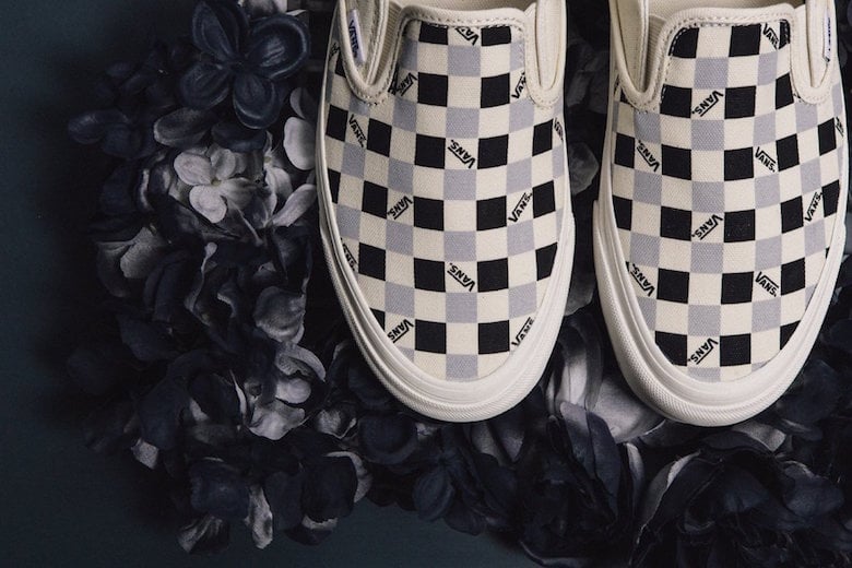 Vans Slip-On Tri-Check | SneakerFiles